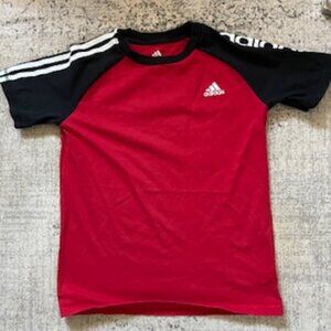 🧡3/15 adidas Red Black T-Shirt Boys M10/12